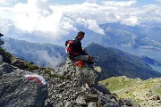 71 Con panoramica vista su lago e i suoi monti